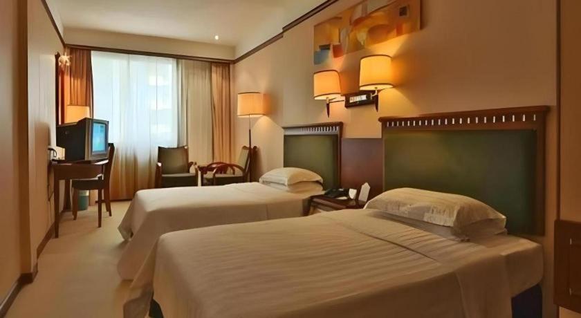 Friendship Hotel Шънджън Екстериор снимка