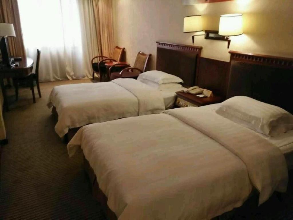 Friendship Hotel Шънджън Екстериор снимка